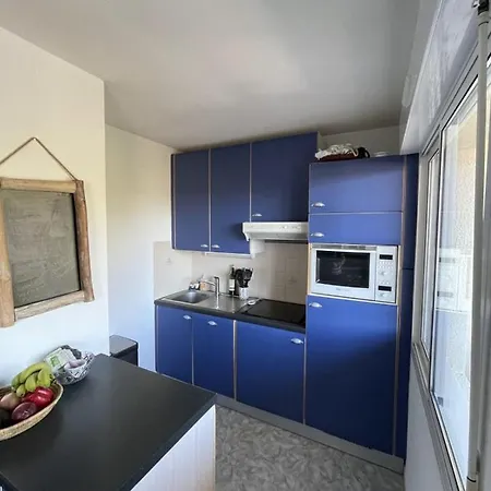 Nice Cosy Apt With Balcony In Apartment *