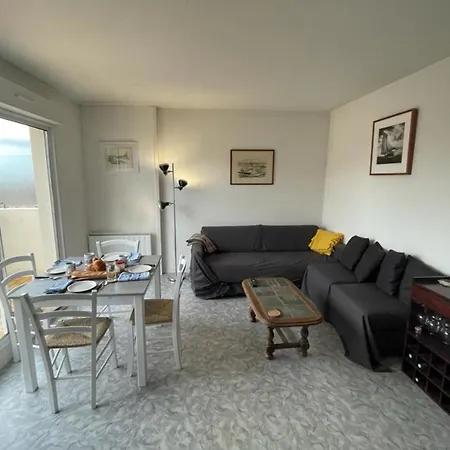 Nice Cosy Apt With Balcony In Arcachon